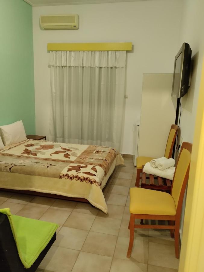 Pantheon Otel Kamena Vourla Dış mekan fotoğraf